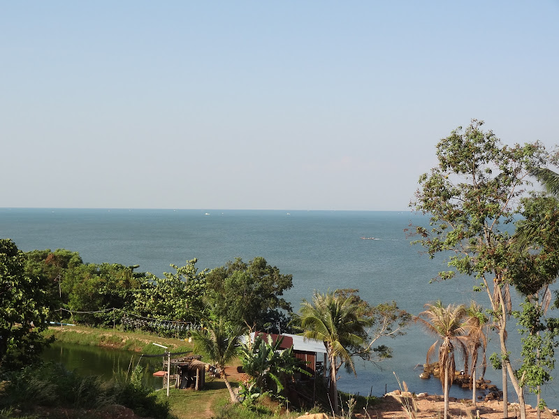 Endlich sehen wir das Meer: Grenze Hat Lek Thailand